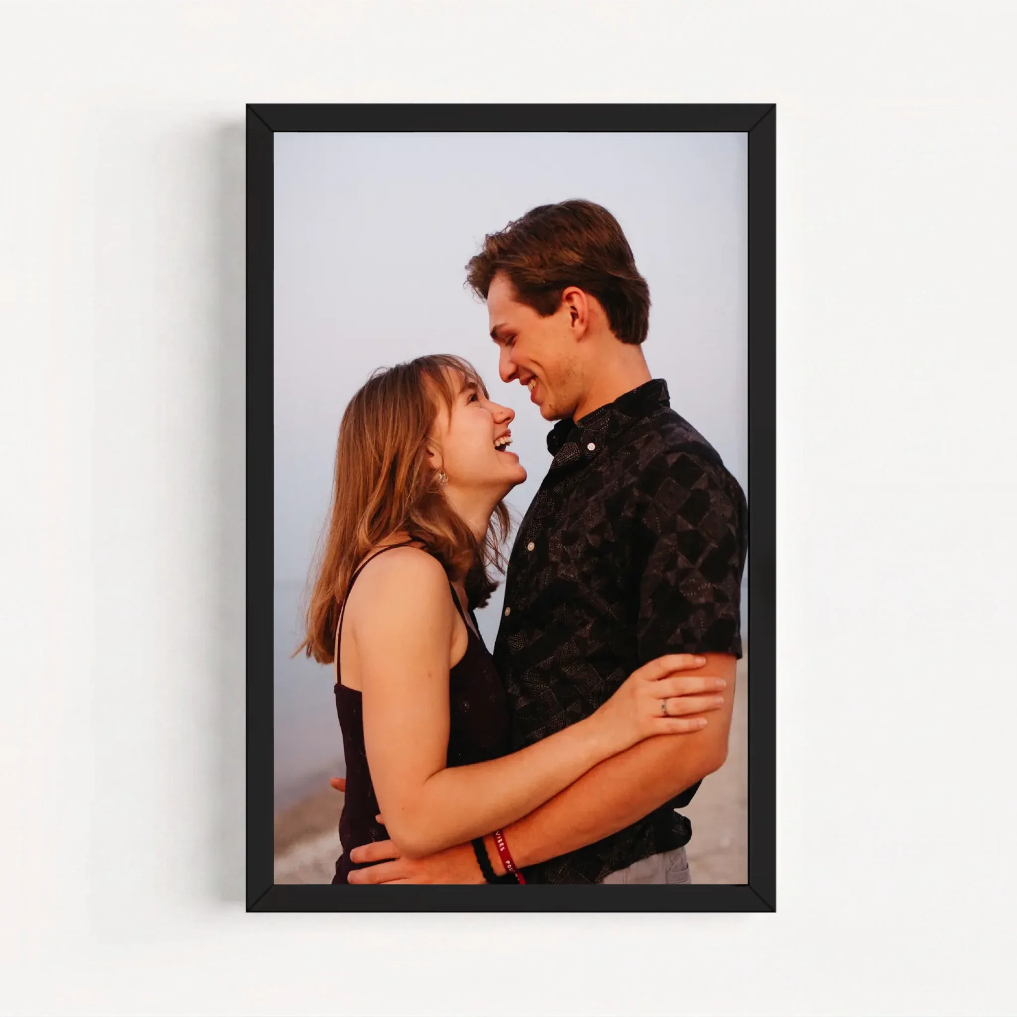 Live Mockup - Frame Poster - Black - 20x30