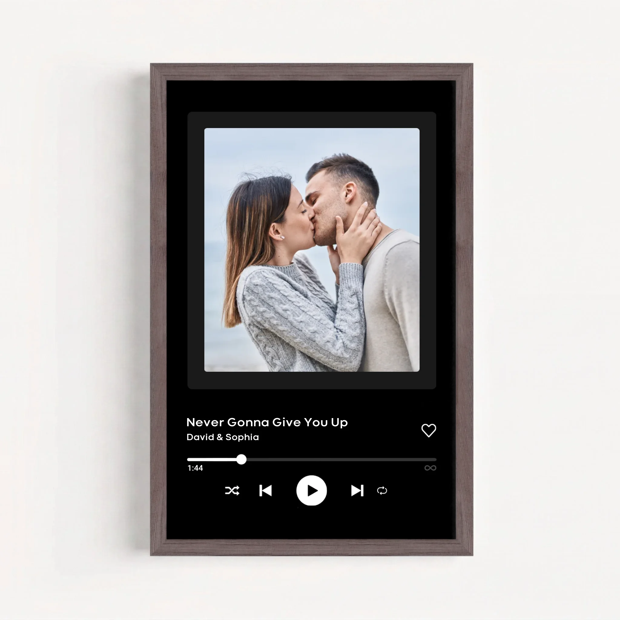 Live Mockup - Frame Poster - Wood - 20x30
