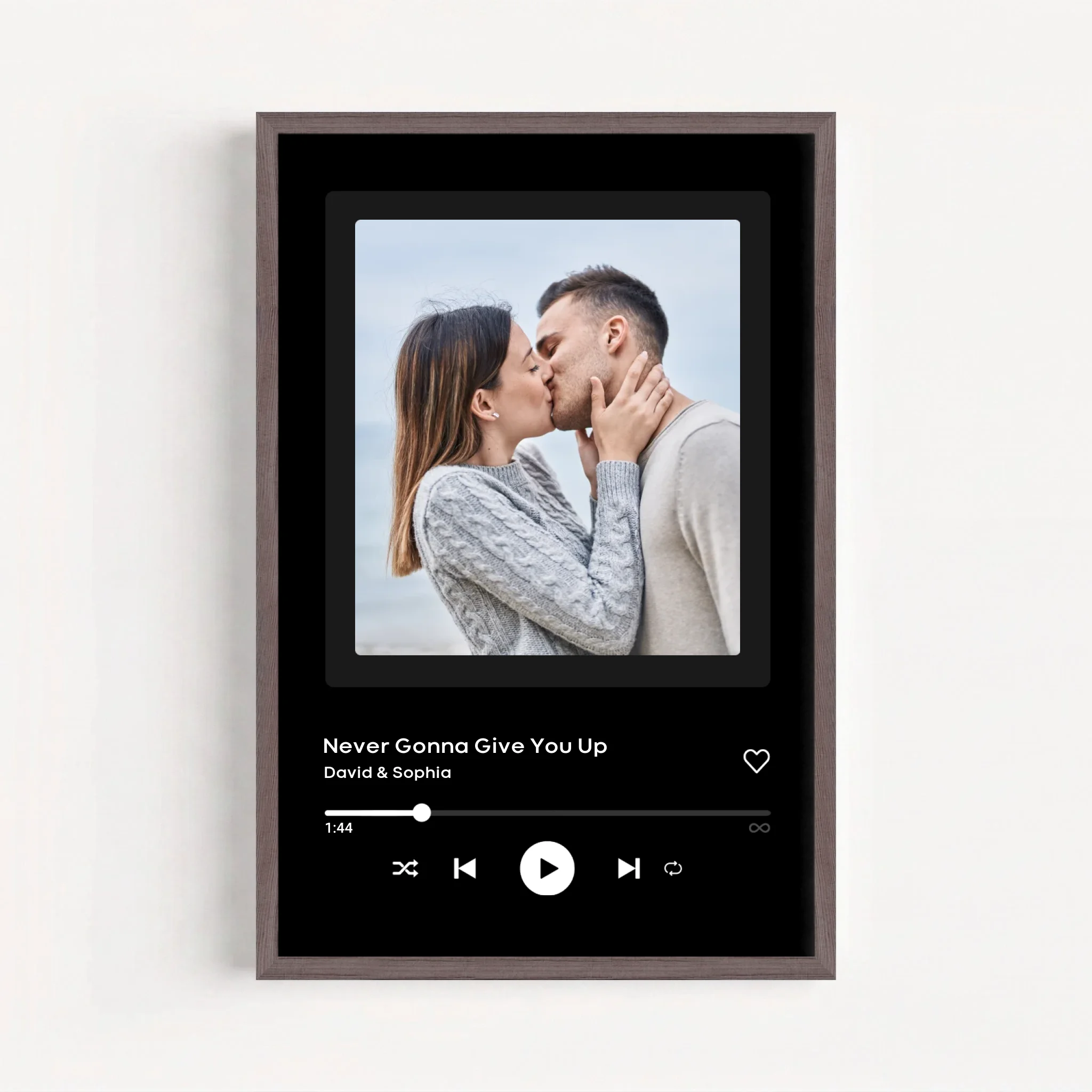 Live Mockup - Frame Poster - Wood - 50x75