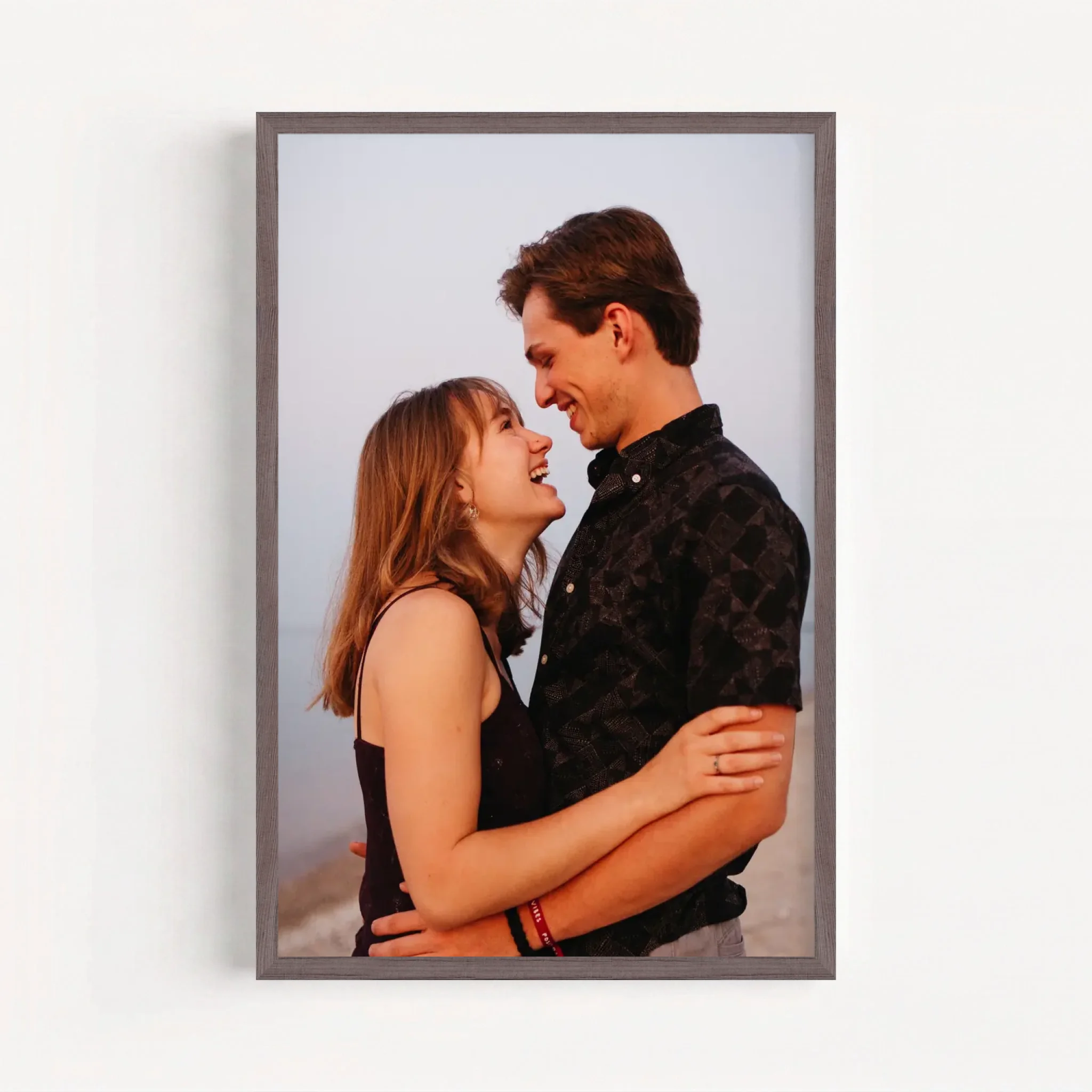 Live Mockup - Frame Poster - Wood - 50x75